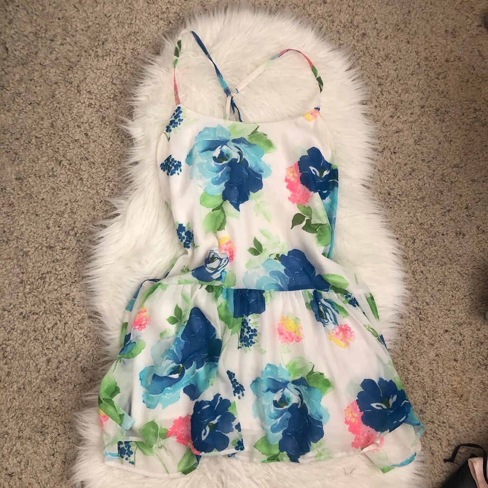 xs flowy dress (a&f)